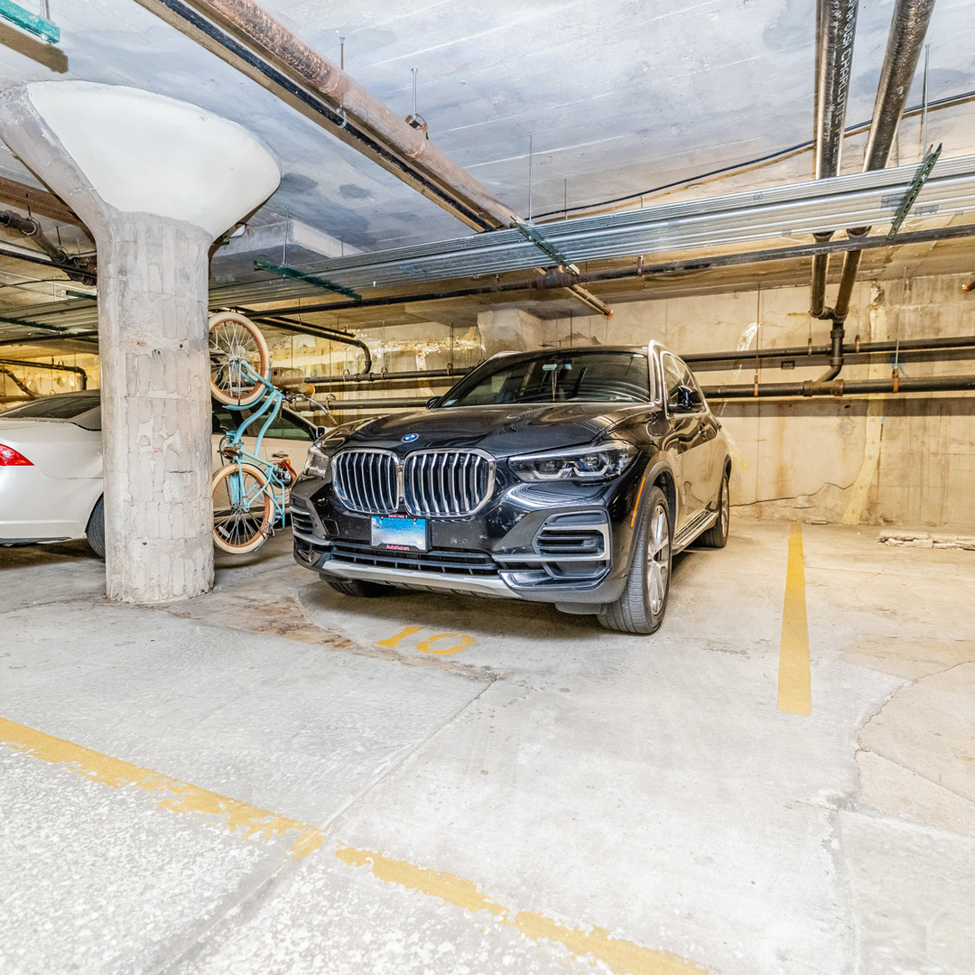 1151 W 14th Place Unit: 103