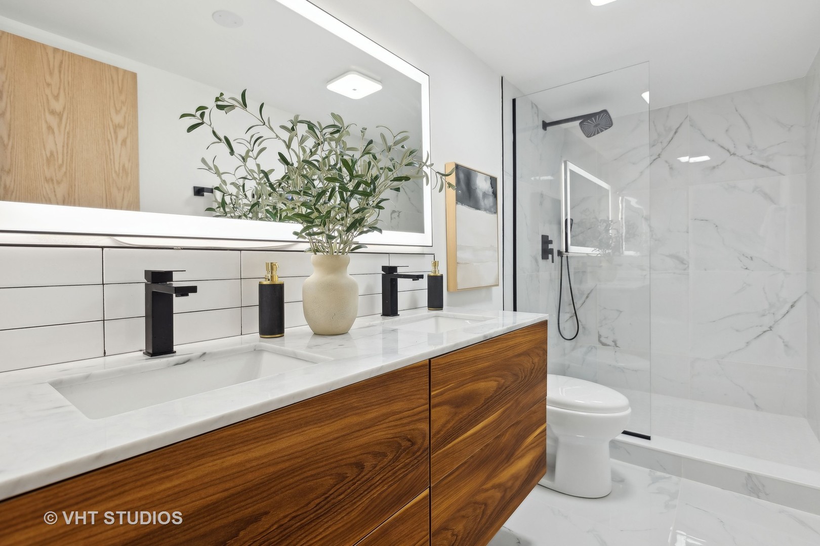 4316 N Menard Avenue