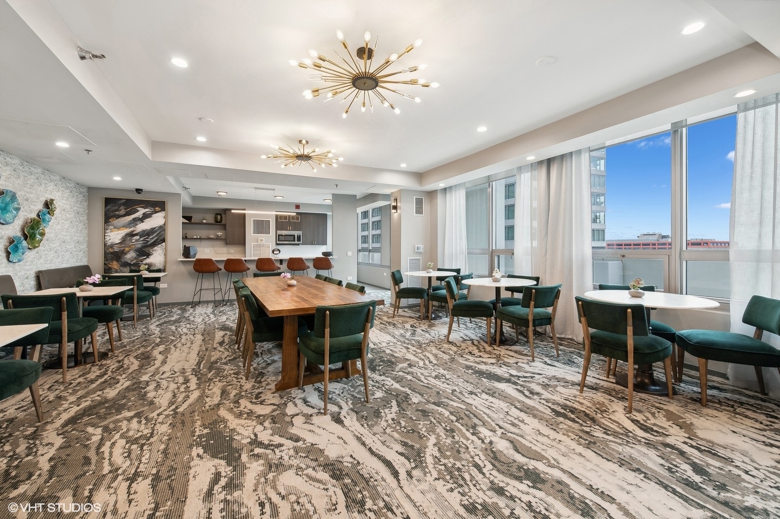 701 S Wells Street Unit: 2206