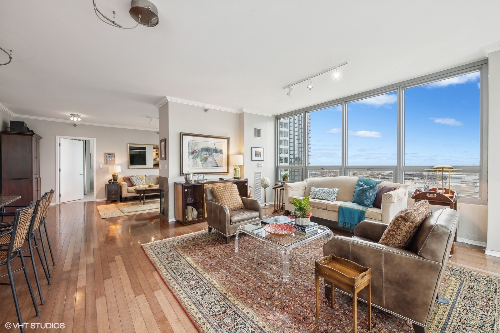 701 S Wells Street Unit: 2206
