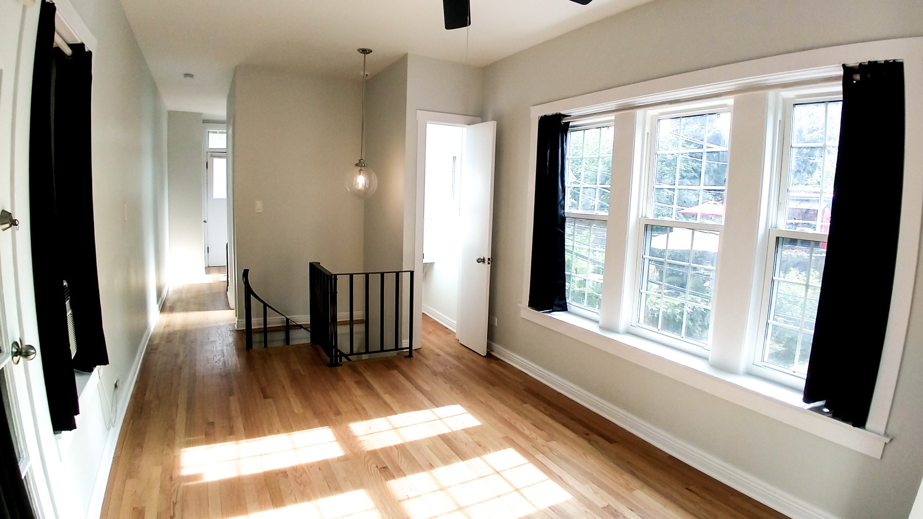 4316 N CLARENDON Avenue Unit: 1610