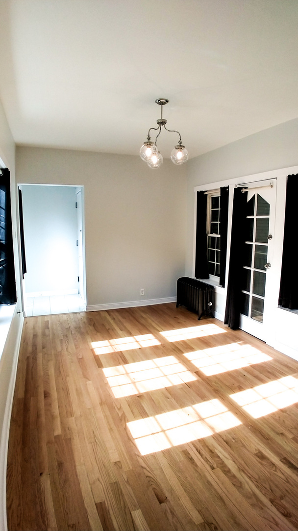 4316 N CLARENDON Avenue Unit: 1610