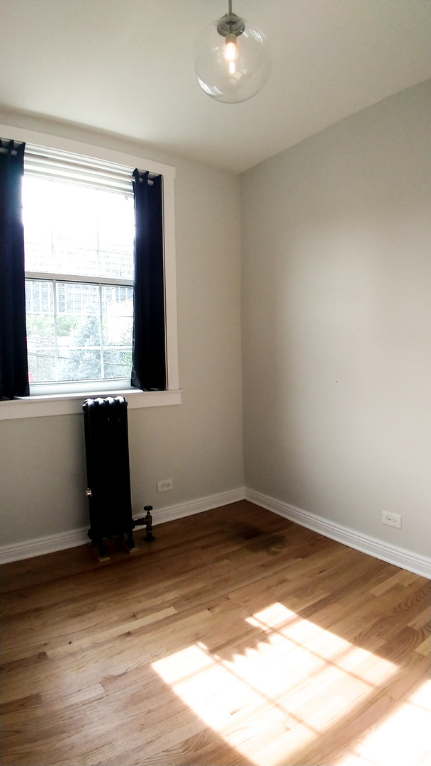 4316 N CLARENDON Avenue Unit: 1610