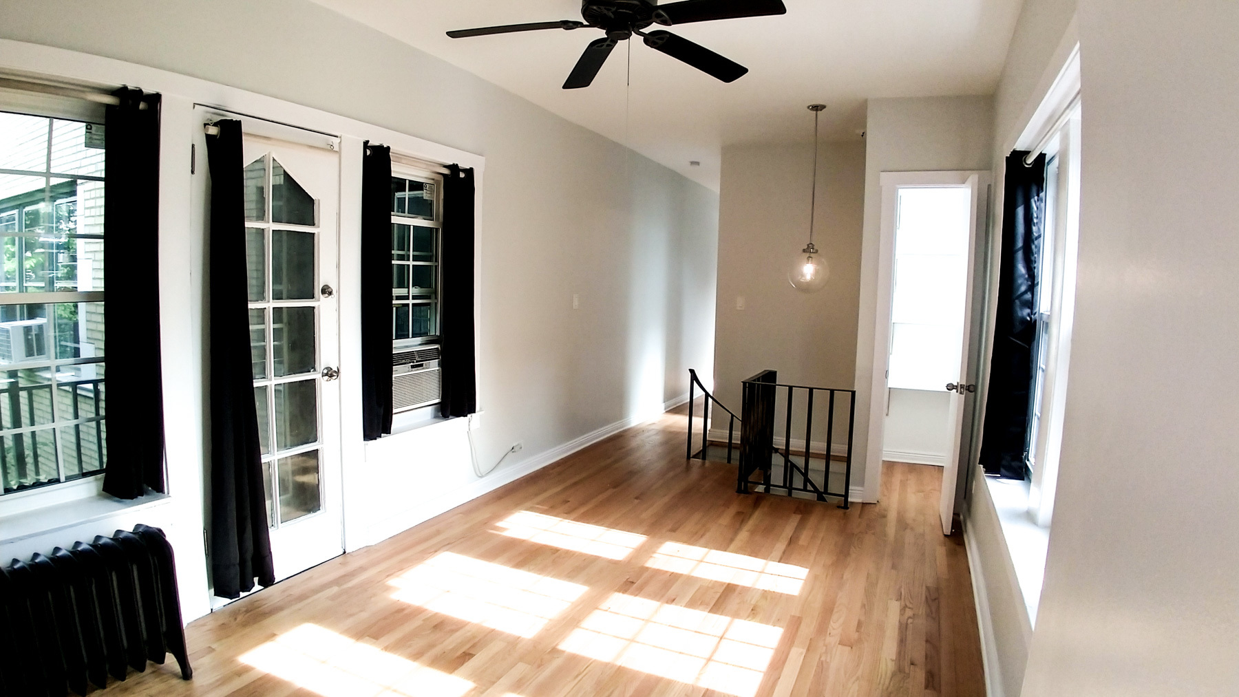 4316 N CLARENDON Avenue Unit: 1610