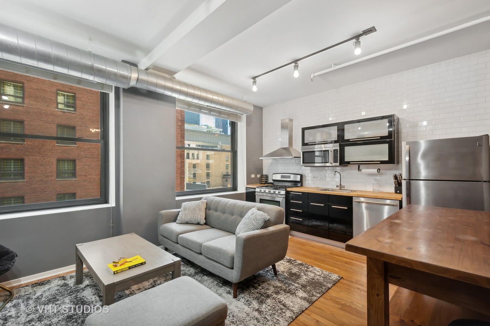 6 E Monroe Street Unit: 1003
