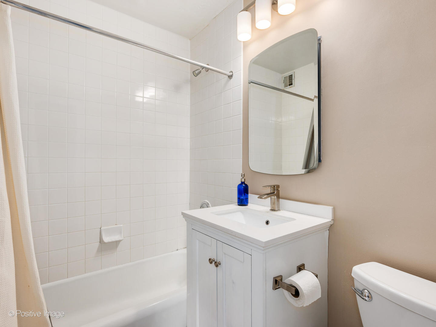 33 E Cedar Street Unit: 7G