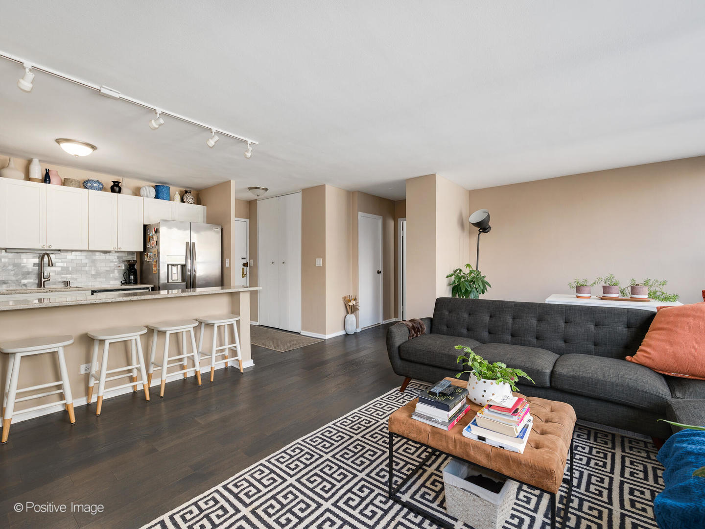33 E Cedar Street Unit: 7G