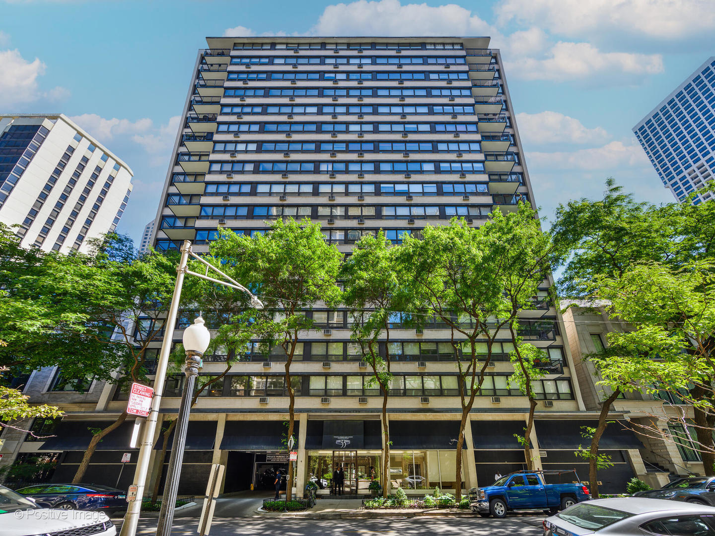 33 E Cedar Street Unit: 7G