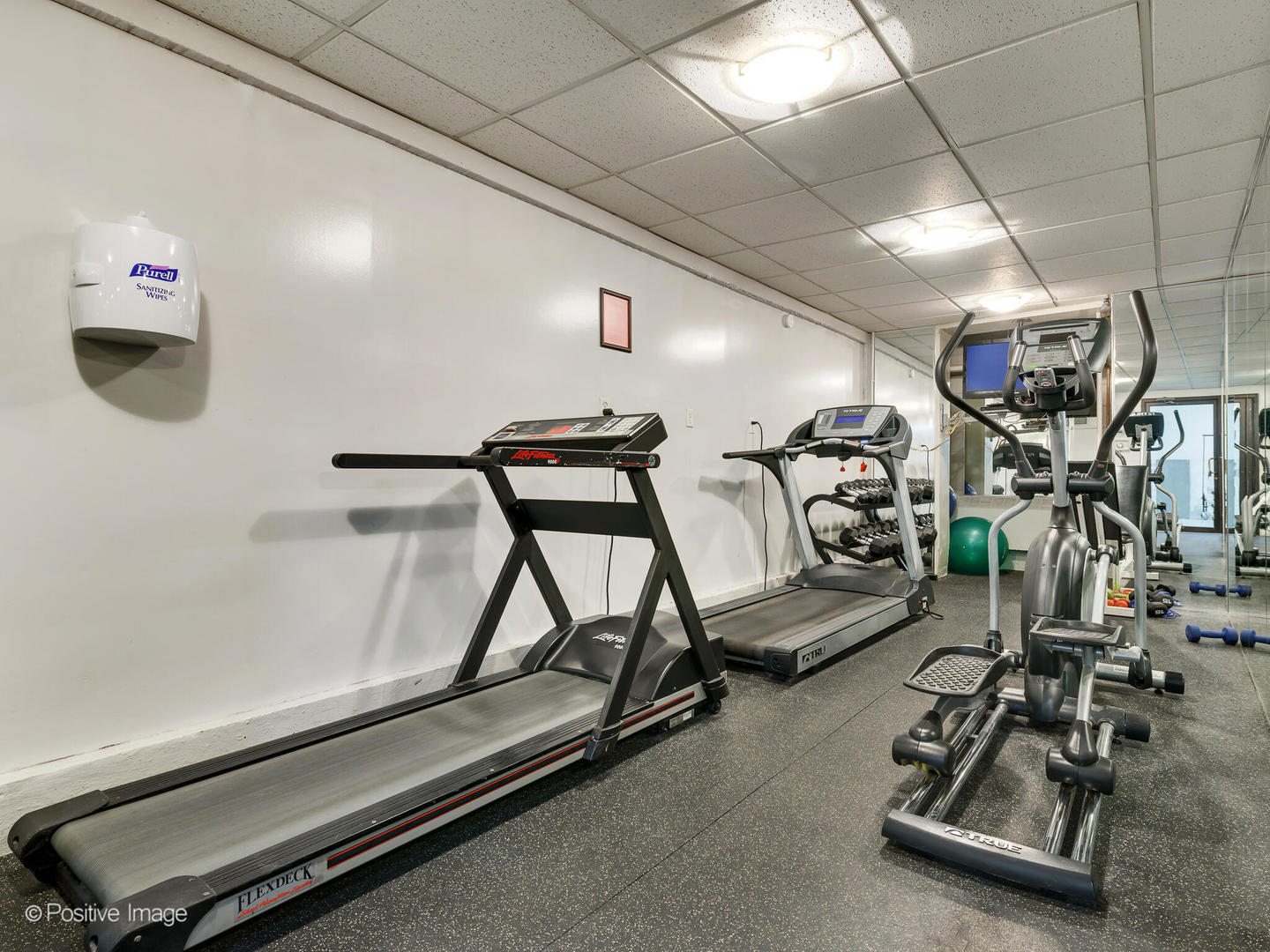 33 E Cedar Street Unit: 7G