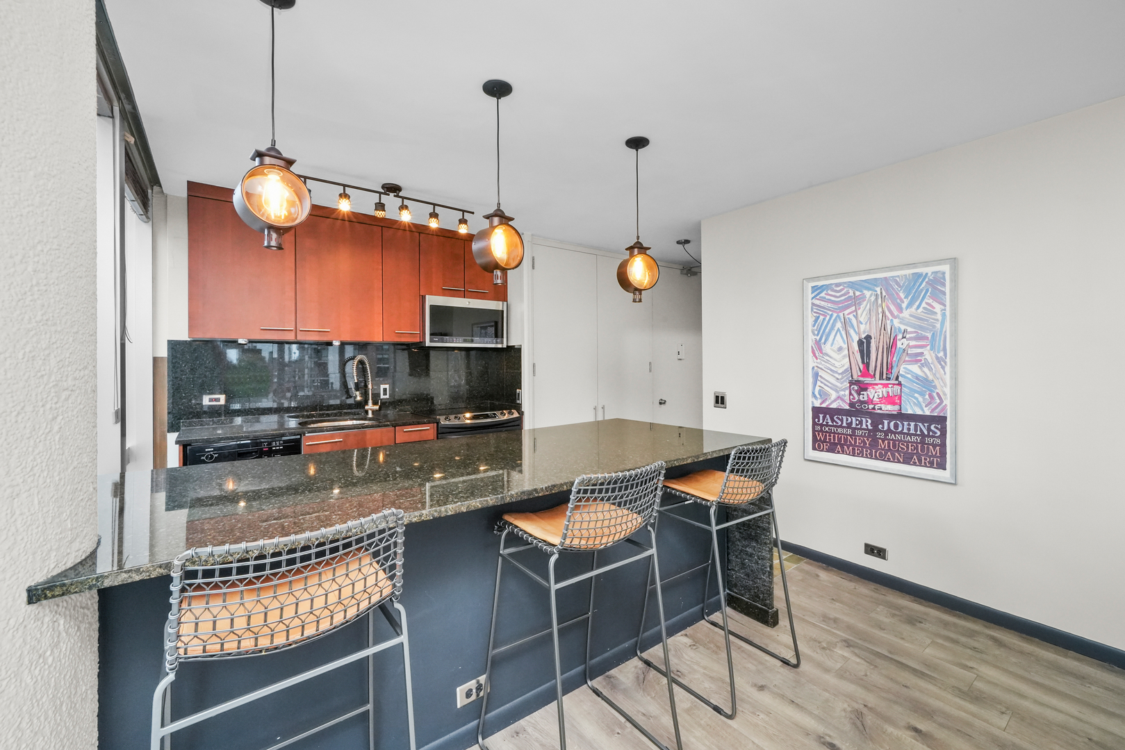 1300 N Astor Street Unit: 7B