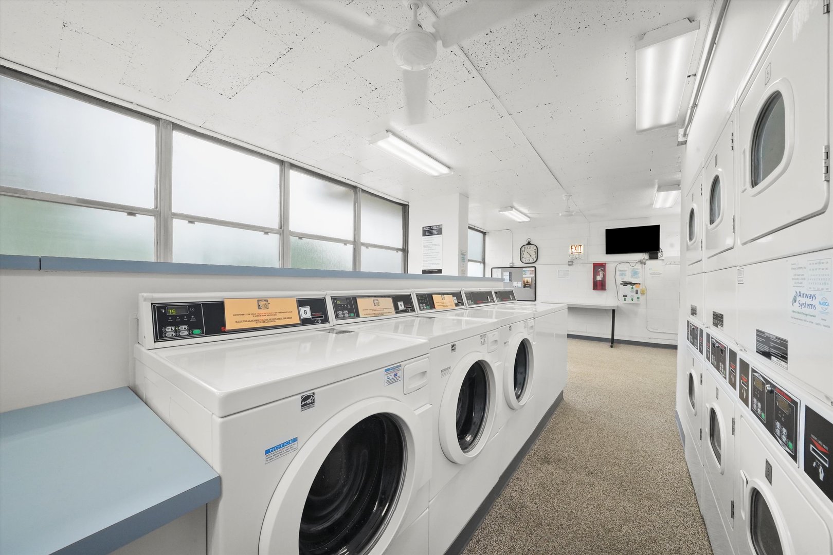 1000 N Lake Shore Drive Unit: 1406