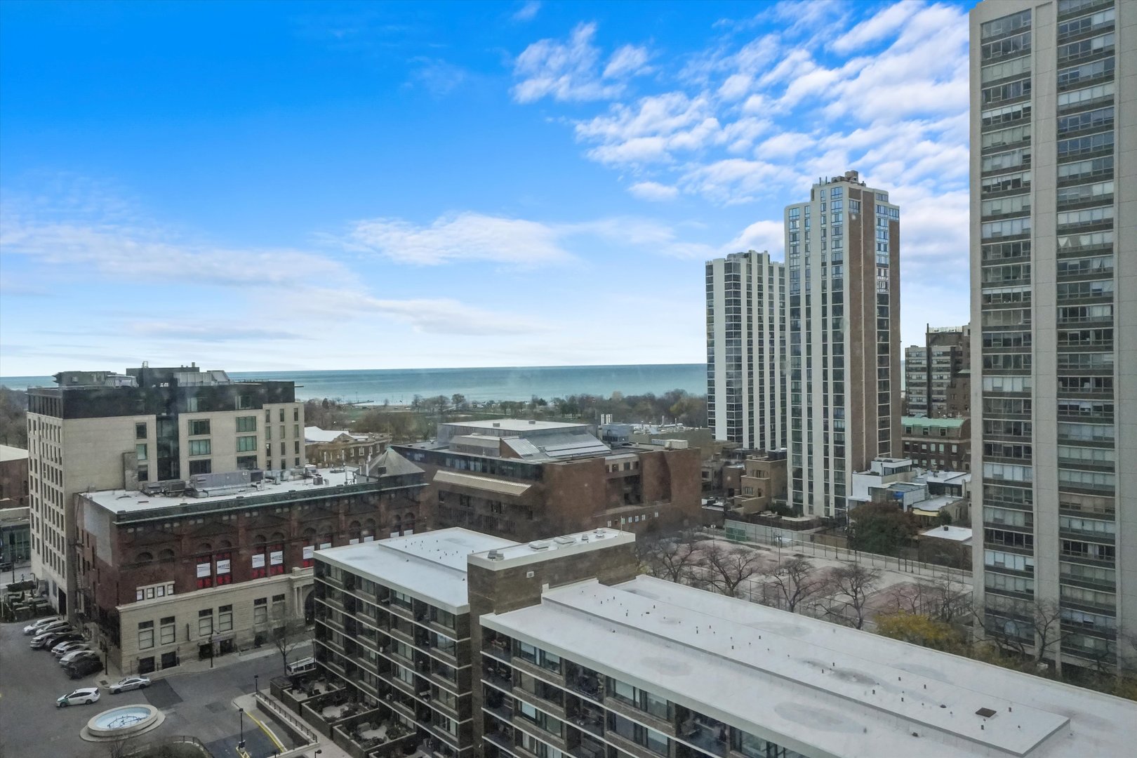 1460 N Sandburg Terrace Unit: 1610A