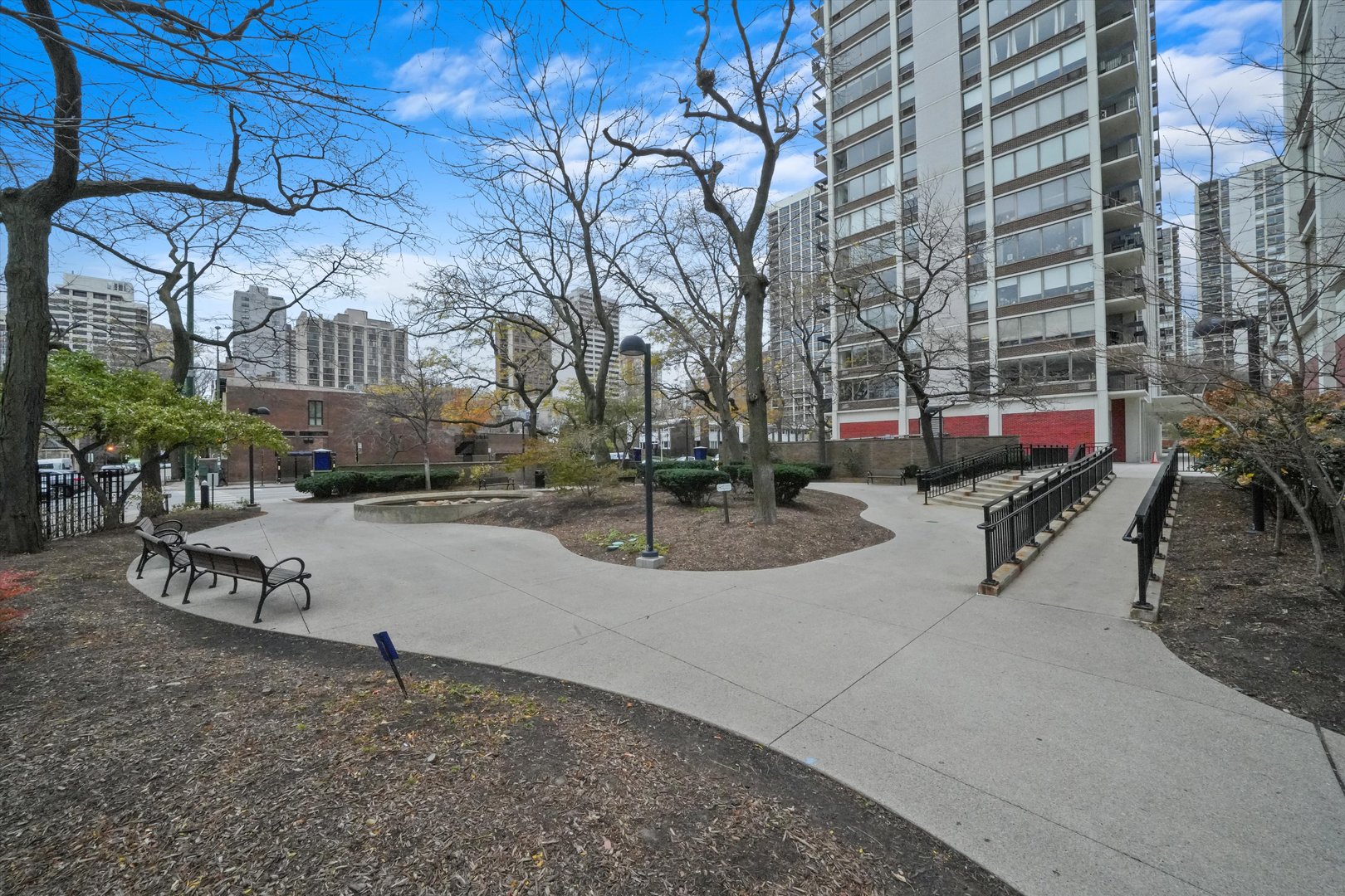 1460 N Sandburg Terrace Unit: 1610A
