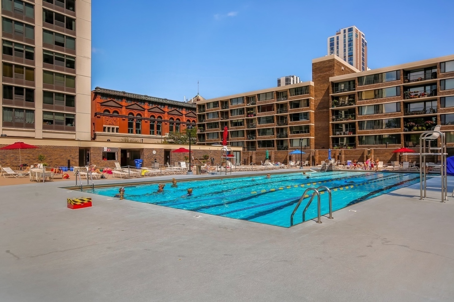 1460 N Sandburg Terrace Unit: 1610A