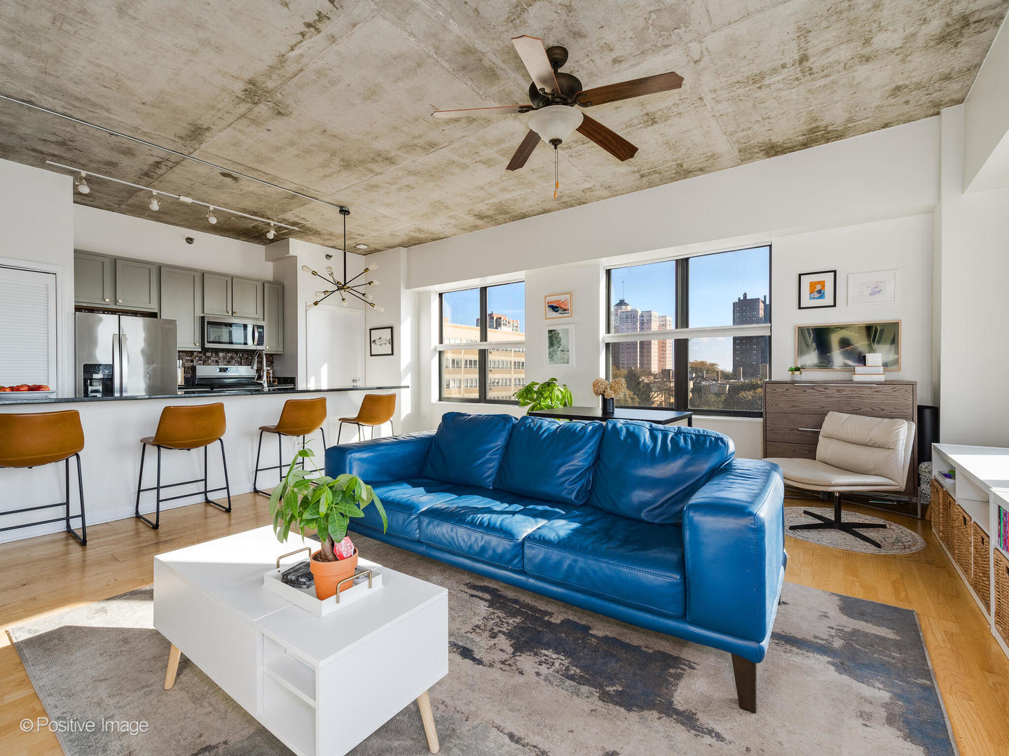 1122 W Catalpa Avenue Unit: 501