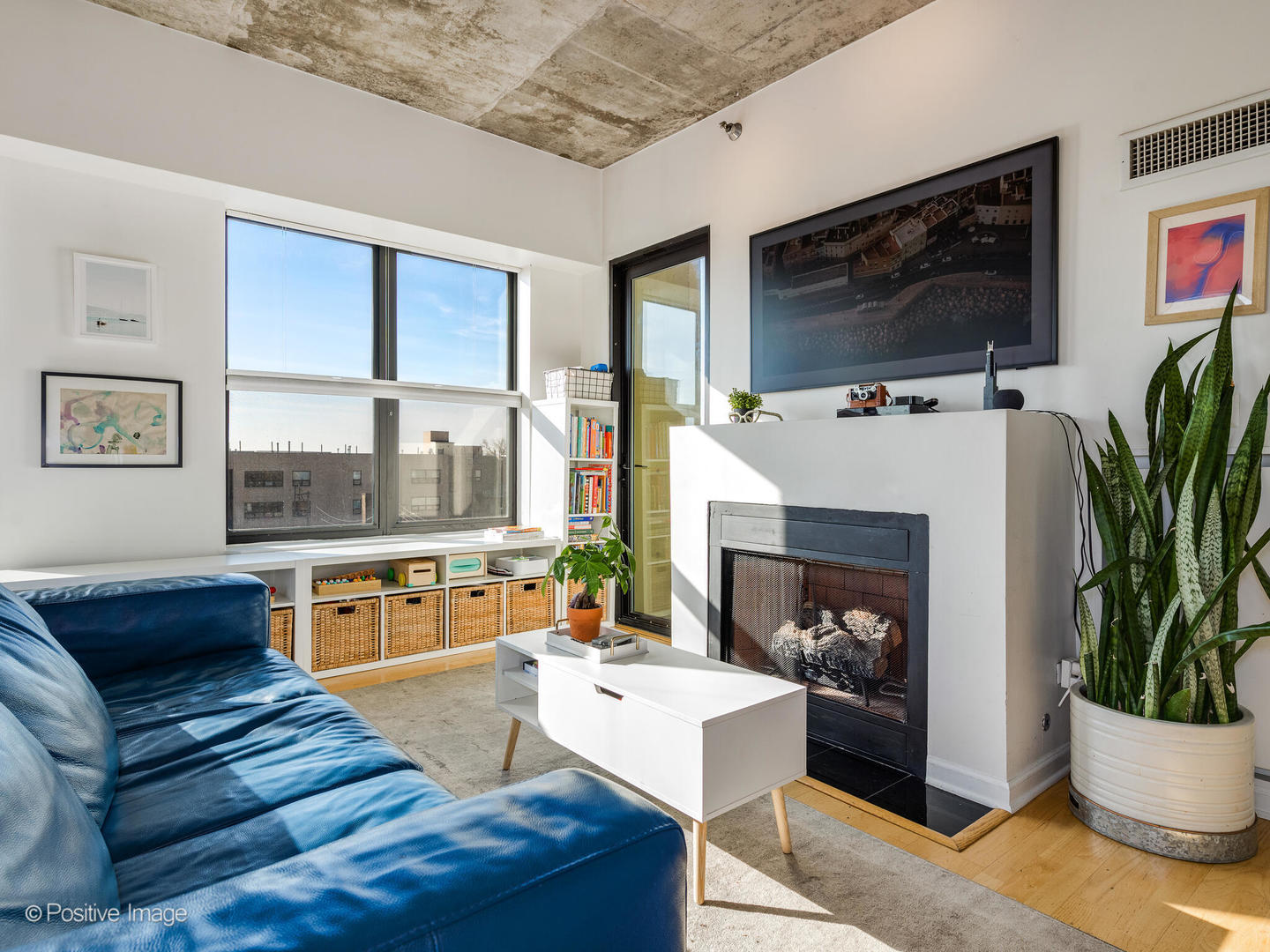 1122 W Catalpa Avenue Unit: 501