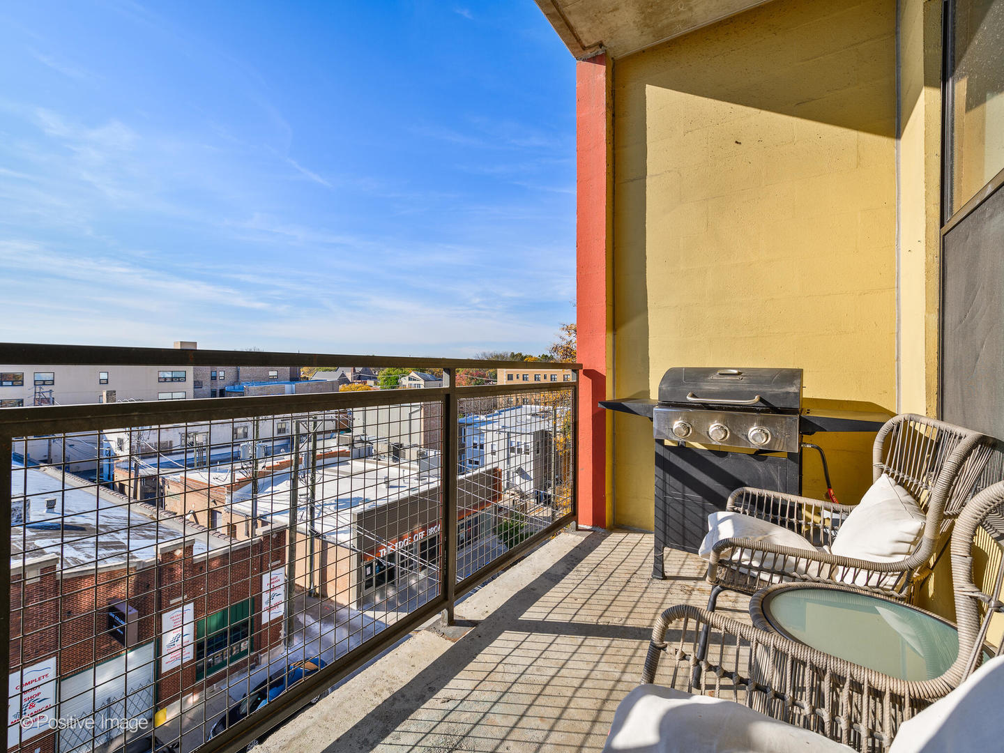 1122 W Catalpa Avenue Unit: 501