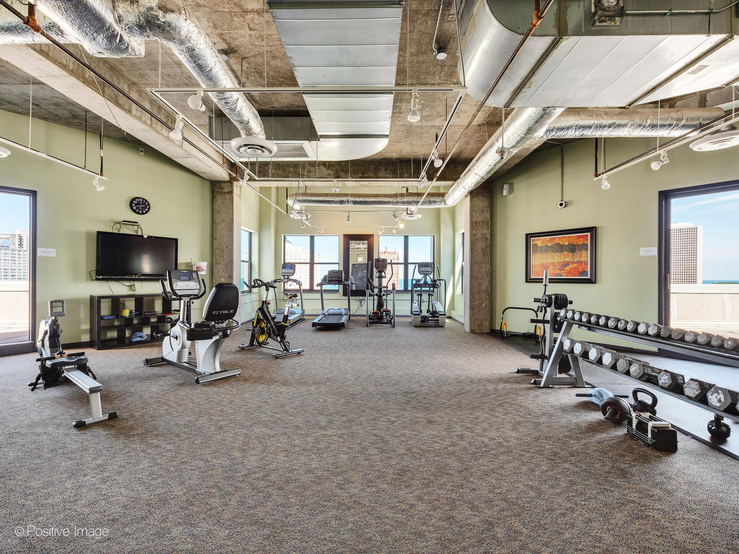 1122 W Catalpa Avenue Unit: 501