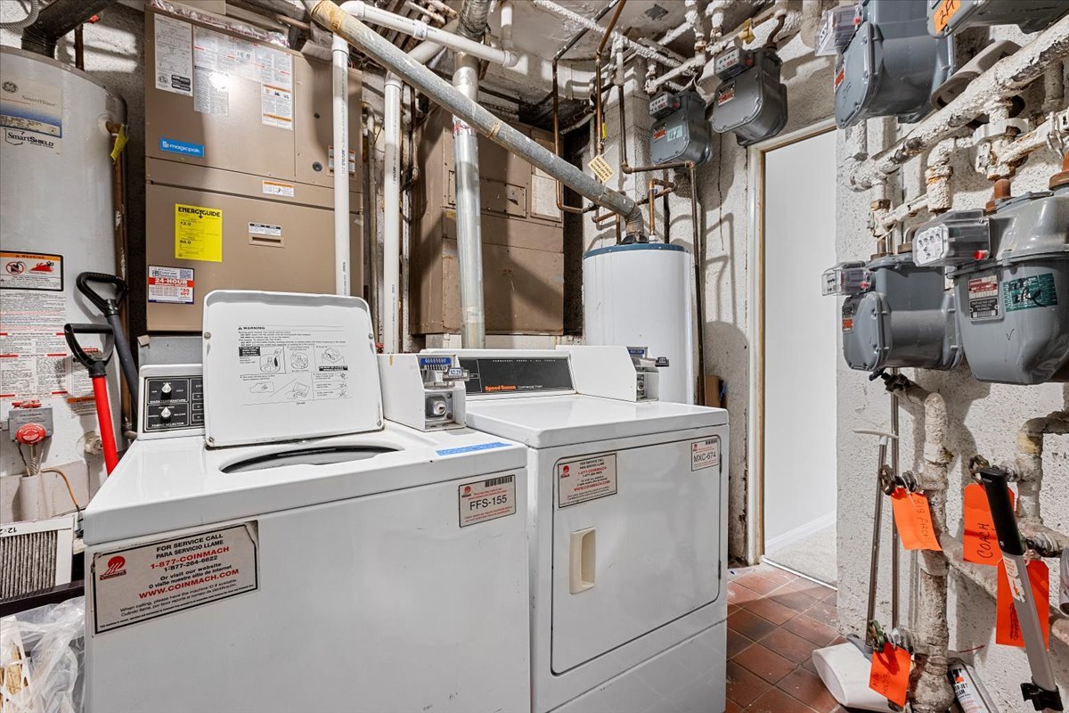 818 N Dearborn Street Unit: BF