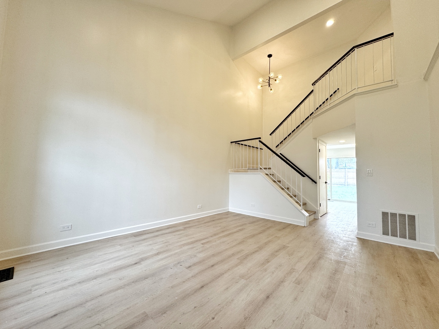 1509 Crab Tree Drive