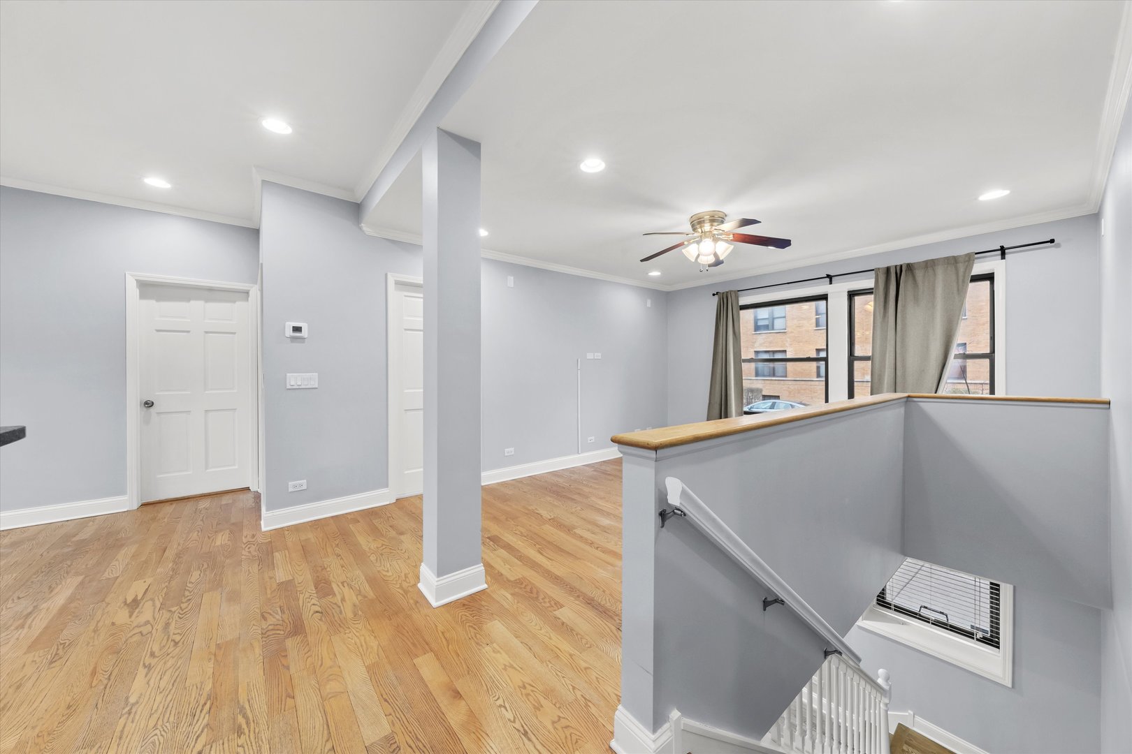 3331 W Schubert Avenue Unit: 1