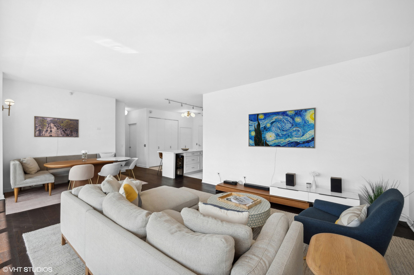 545 N Dearborn Street Unit: W3505