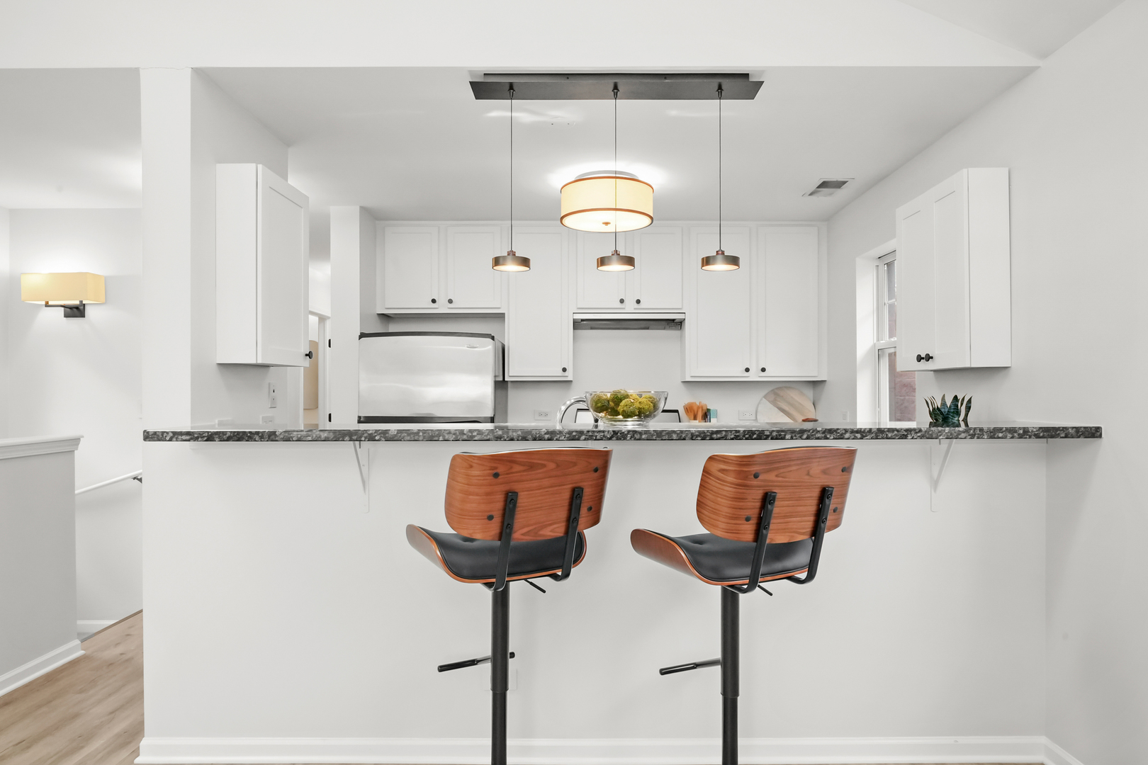 669 W Division Street Unit: C