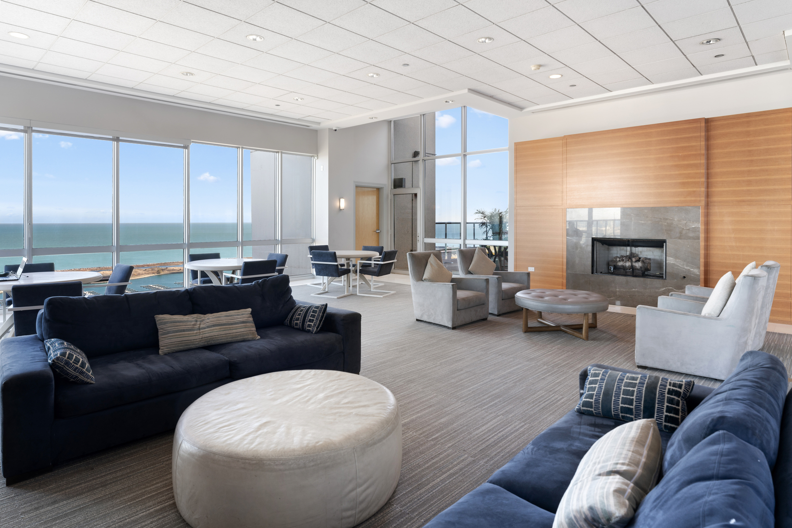 1629 S Prairie Avenue Unit: 1101