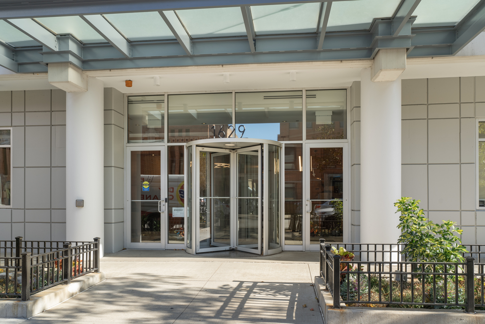 1629 S Prairie Avenue Unit: 1101