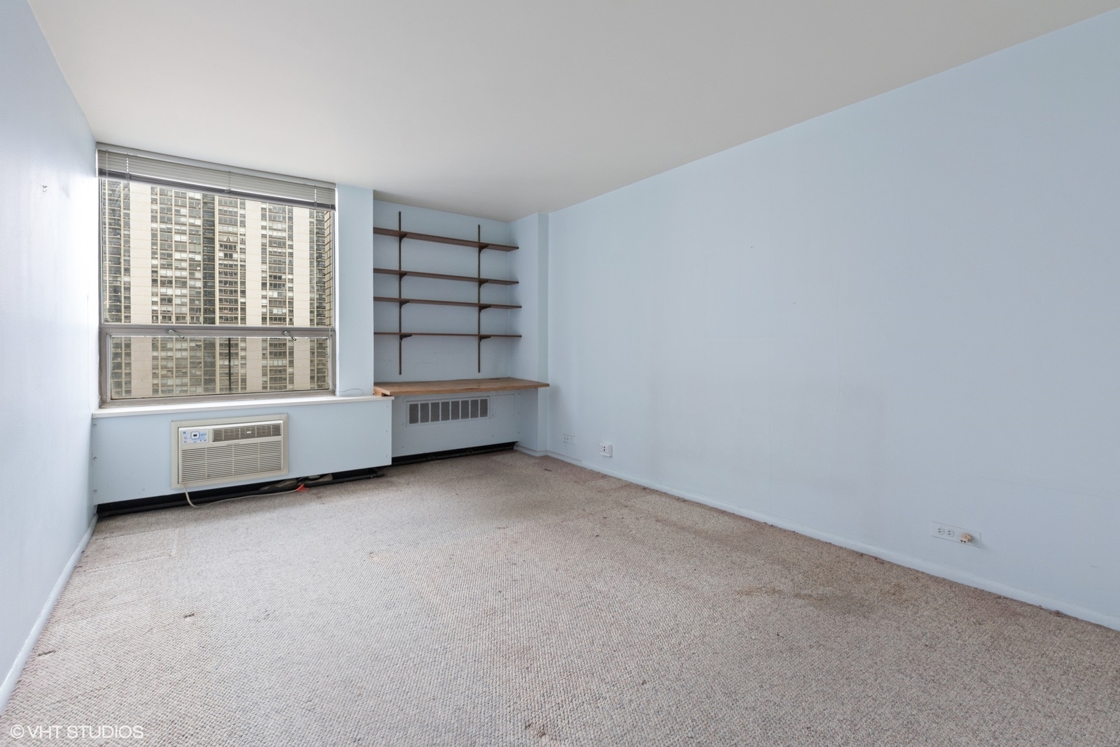 1460 N Sandburg Terrace Unit: 1103A