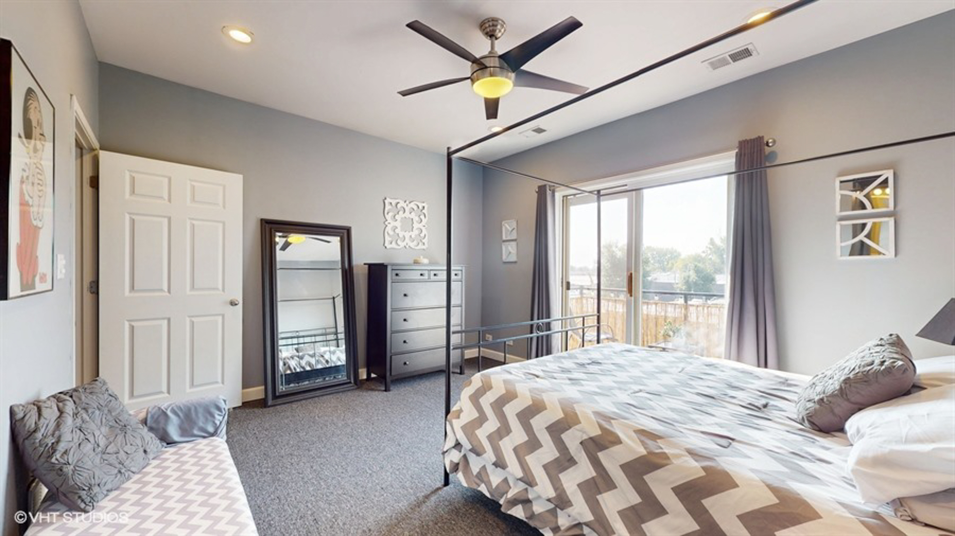 2743 W Congress Parkway Unit: 3W