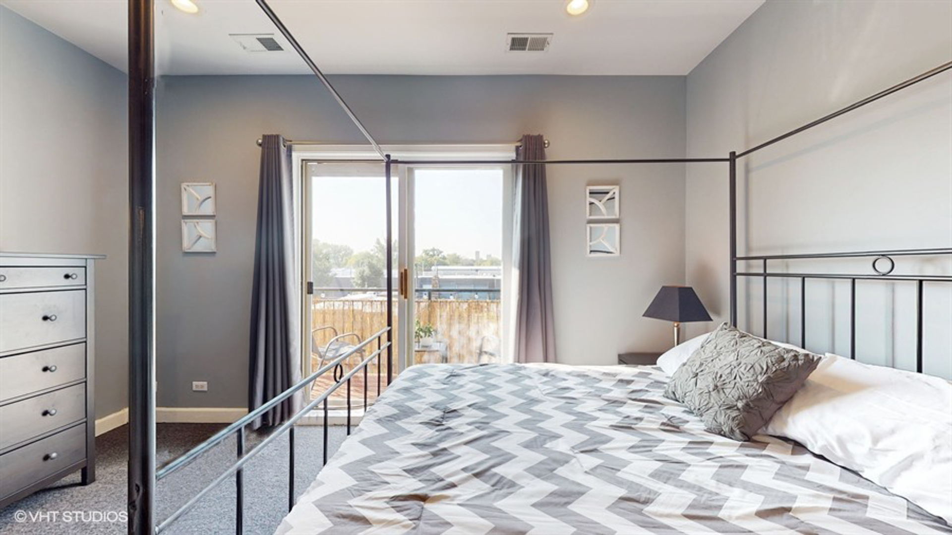 2743 W Congress Parkway Unit: 3W