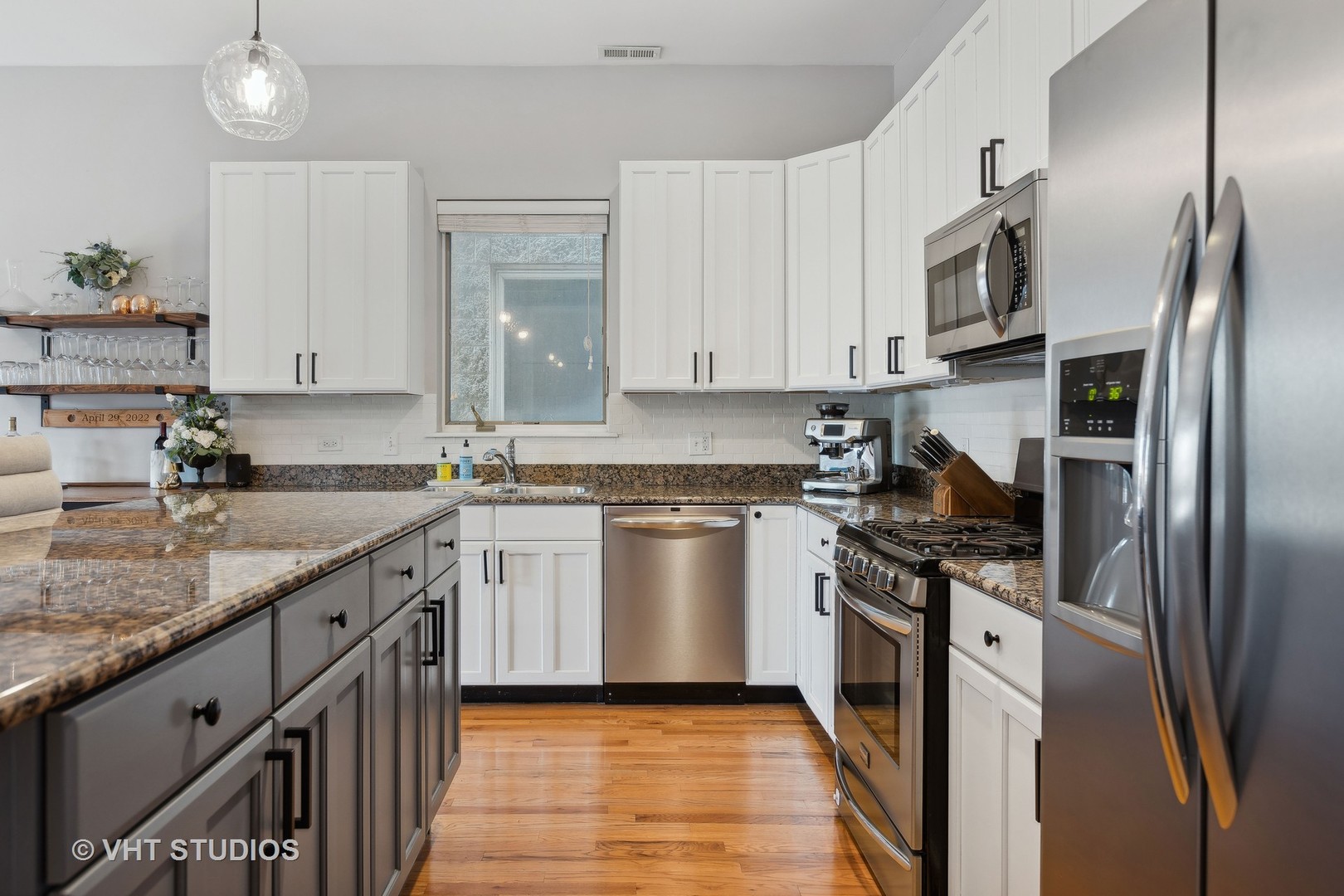 1702 W NORTH Avenue Unit: B2