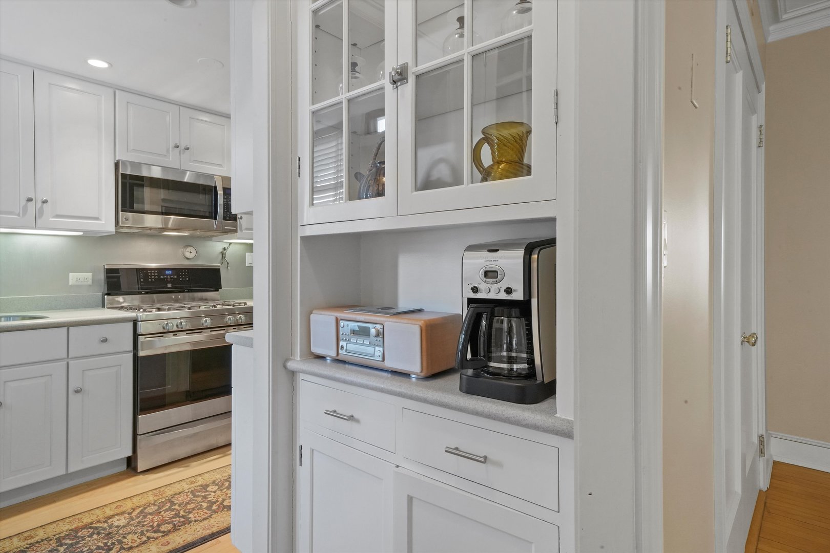 1120 N Lake Shore Drive Unit: 16C