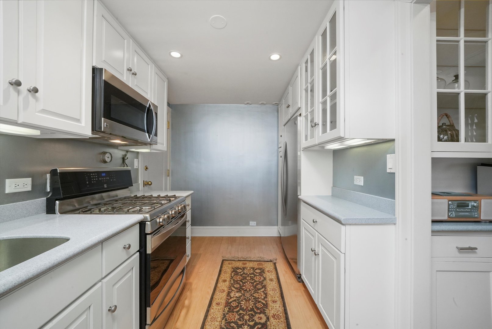 1120 N Lake Shore Drive Unit: 16C