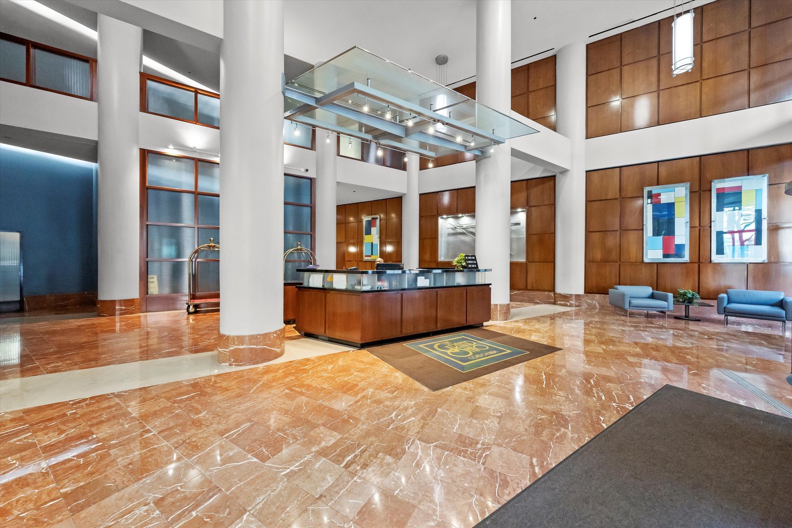 211 E Ohio Street Unit: 720