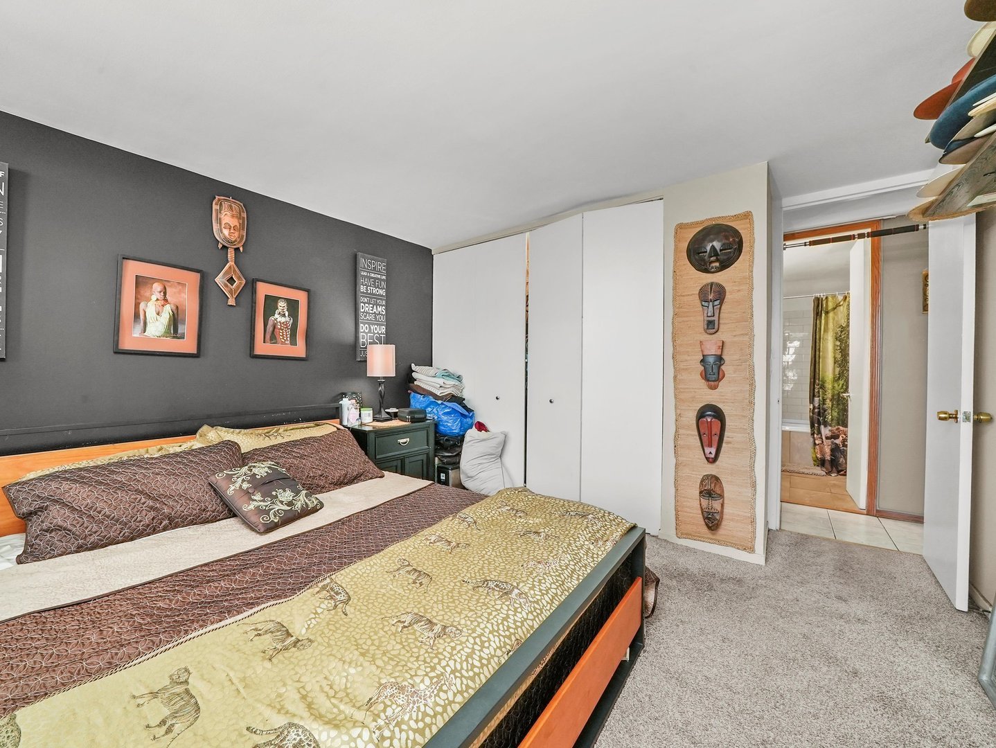 2901 S Michigan Avenue Unit: 1009