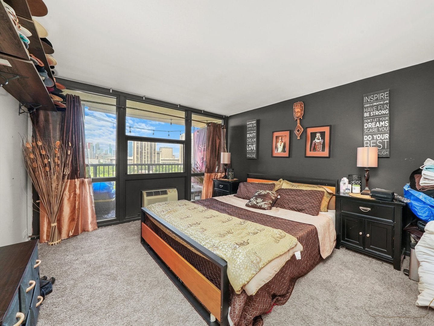 2901 S Michigan Avenue Unit: 1009