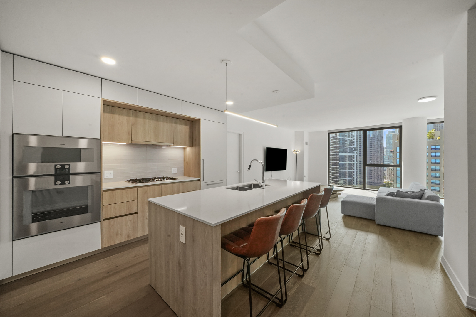 211 N Harbor Drive Unit: 2203