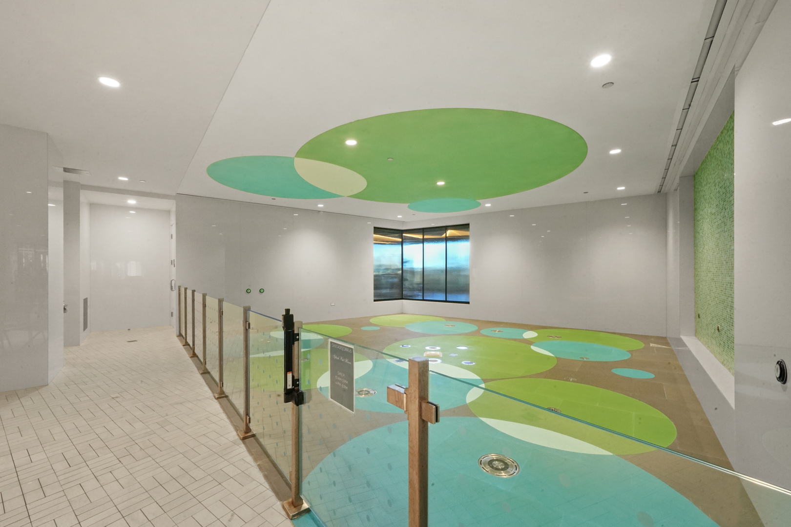 211 N Harbor Drive Unit: 2203