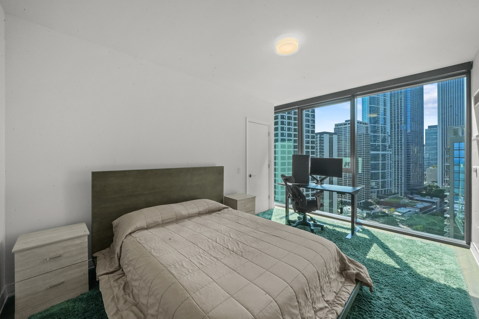 211 N Harbor Drive Unit: 2203