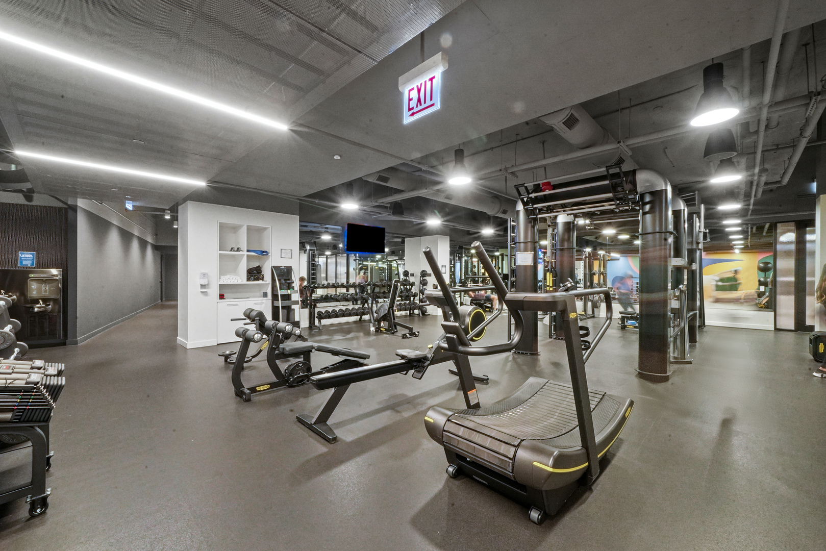 211 N Harbor Drive Unit: 2203