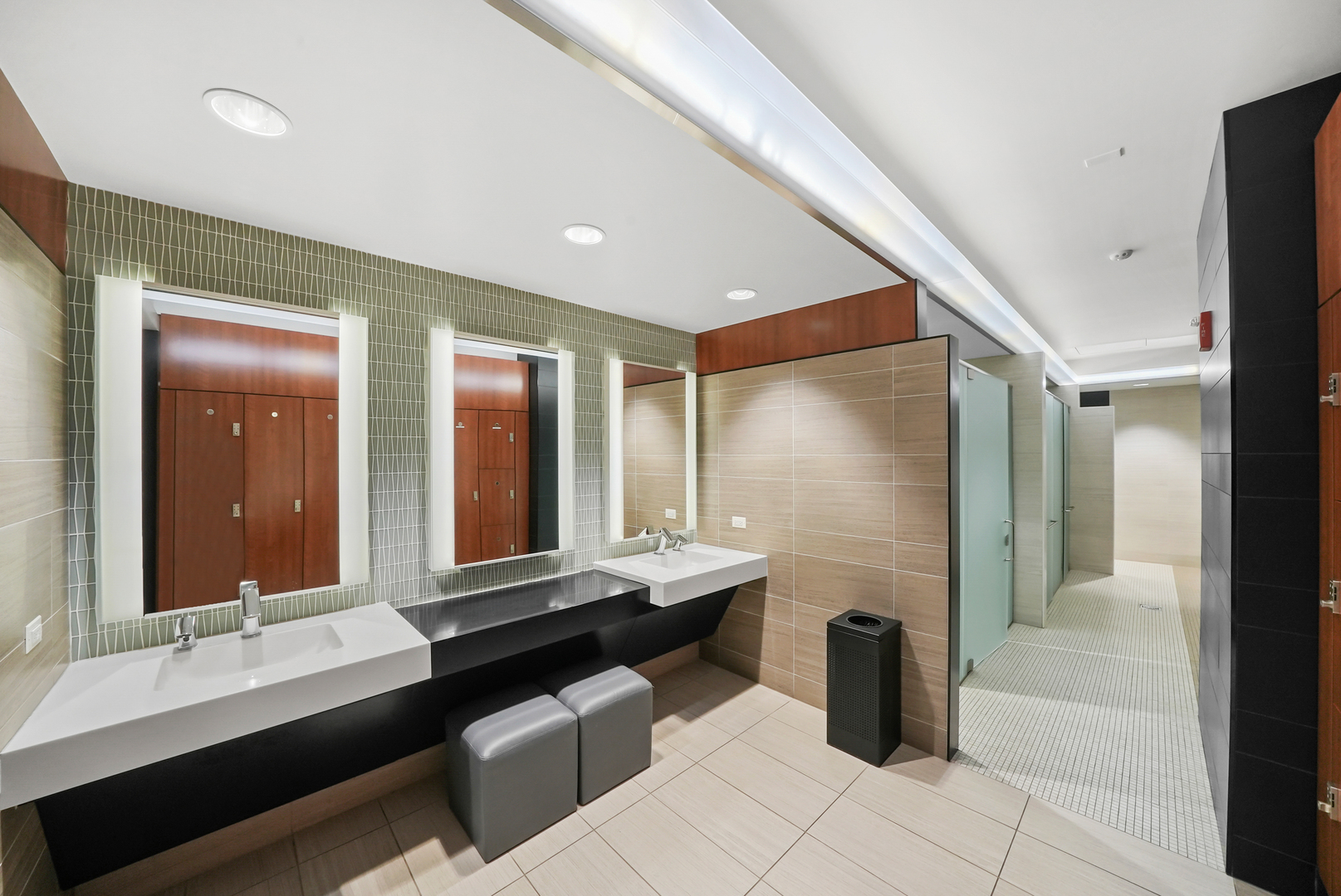 175 E Delaware Place Unit: 5402