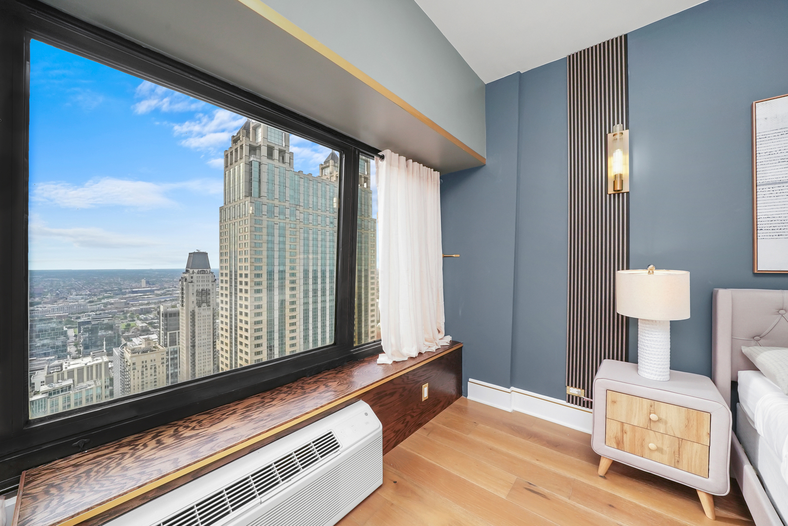 175 E Delaware Place Unit: 5402