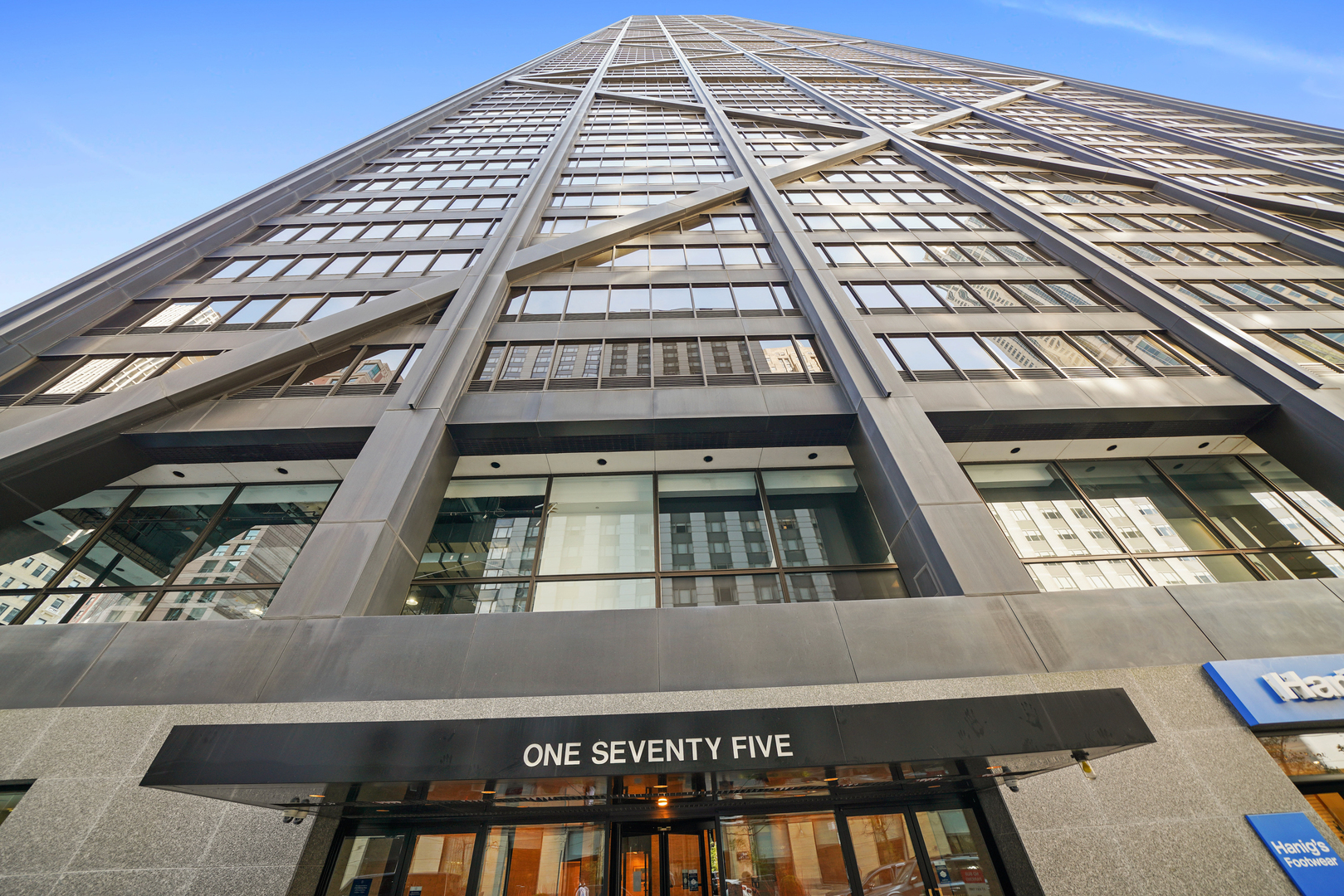 175 E Delaware Place Unit: 5402