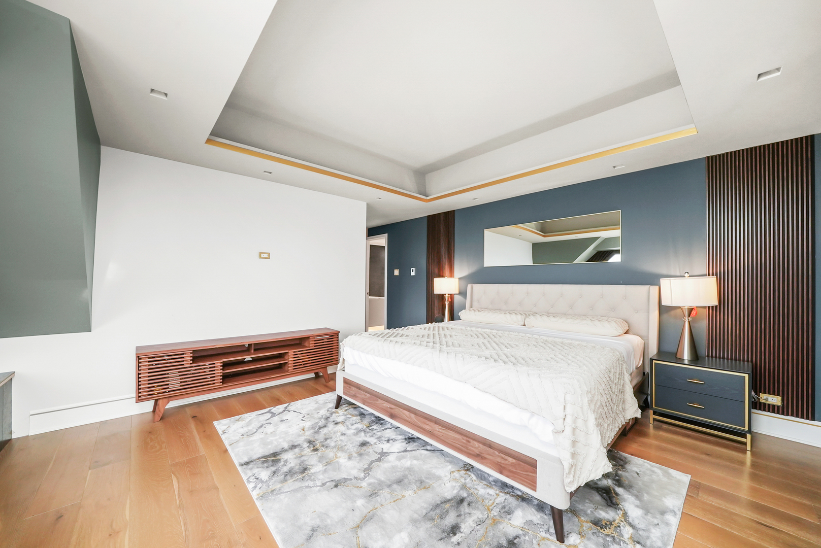 175 E Delaware Place Unit: 5402