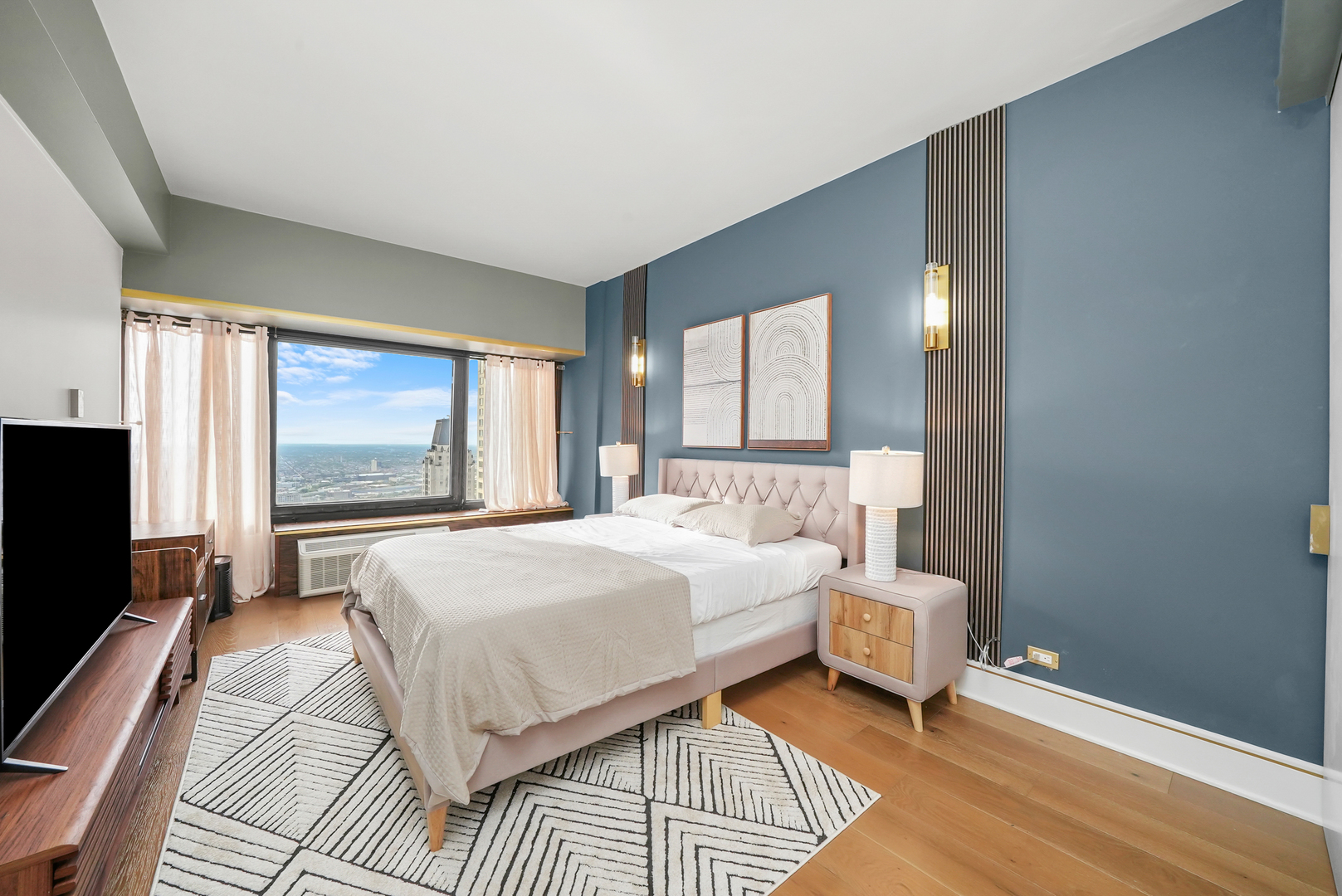 175 E Delaware Place Unit: 5402