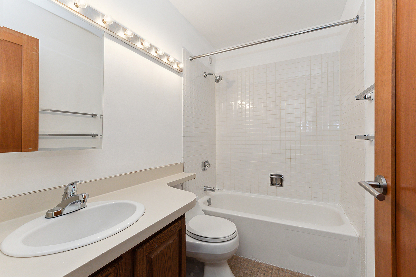 801 S Plymouth Court Unit: 315