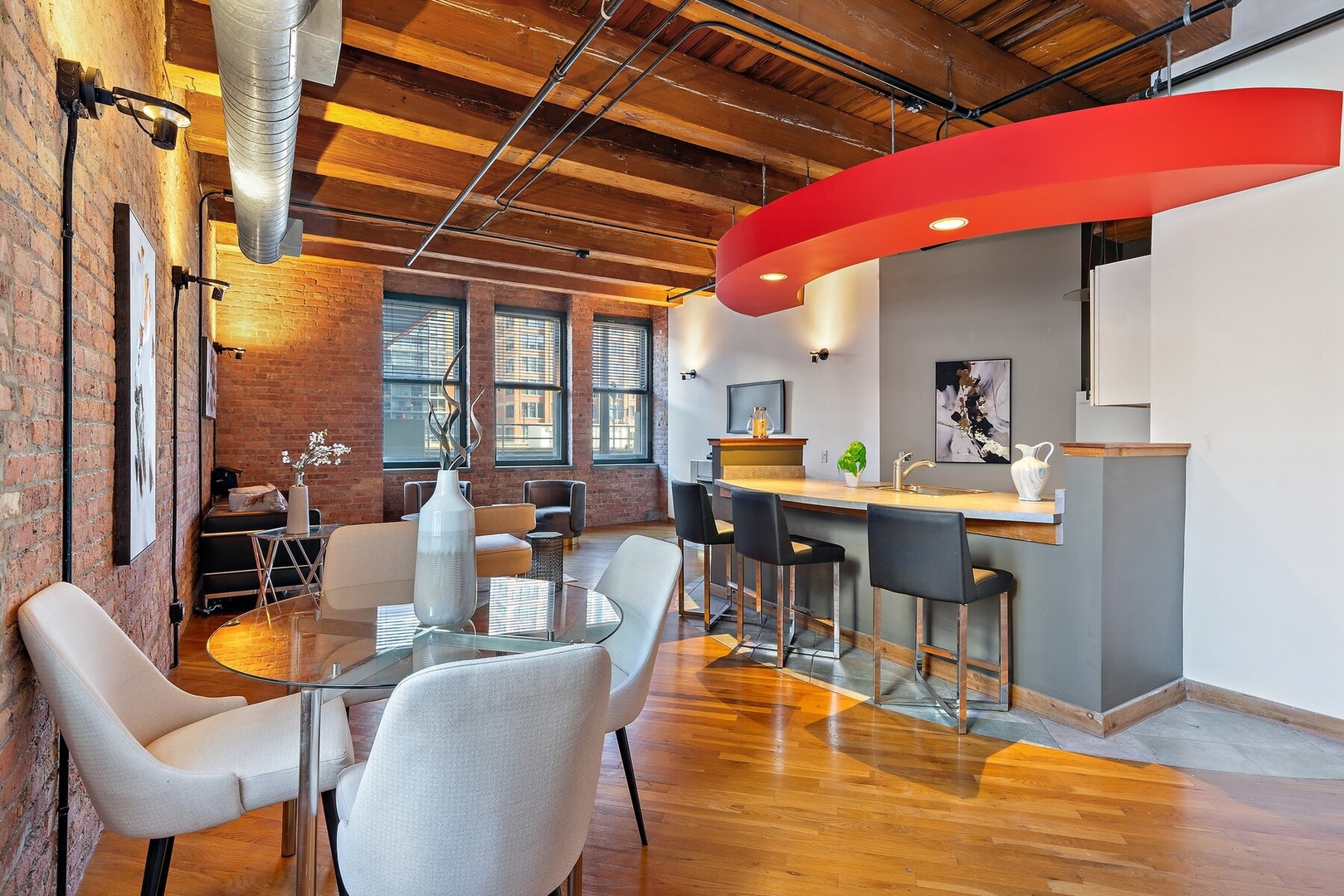 732 S Financial Place Unit: 215