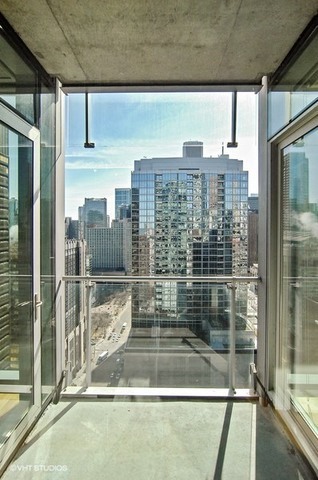 600 N Fairbanks Court Unit: 2908